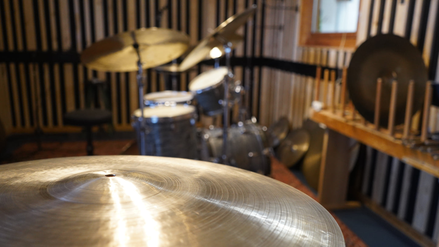 22" 6th Anniversary 2359g HFB