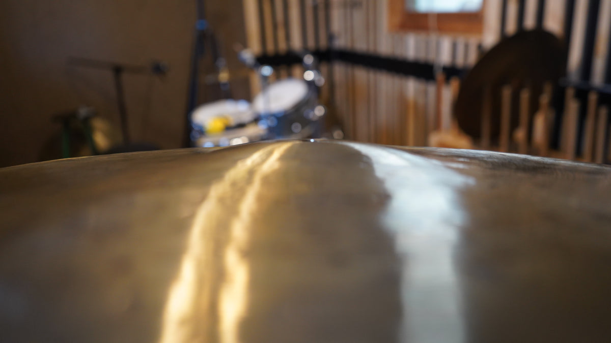 18.5" Hand Formed Bell 1618g