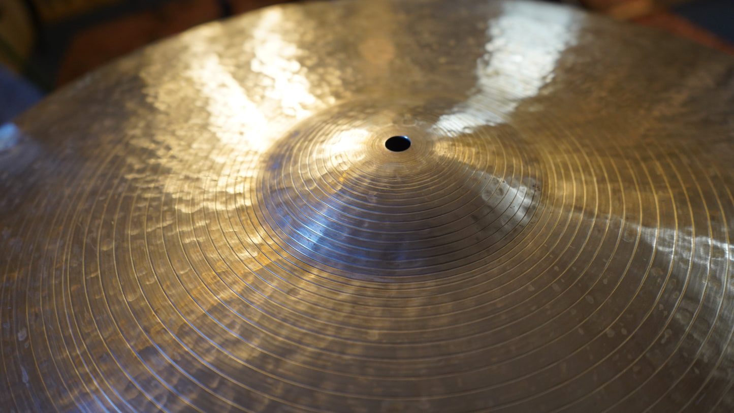 22" TW Tribute 2510g