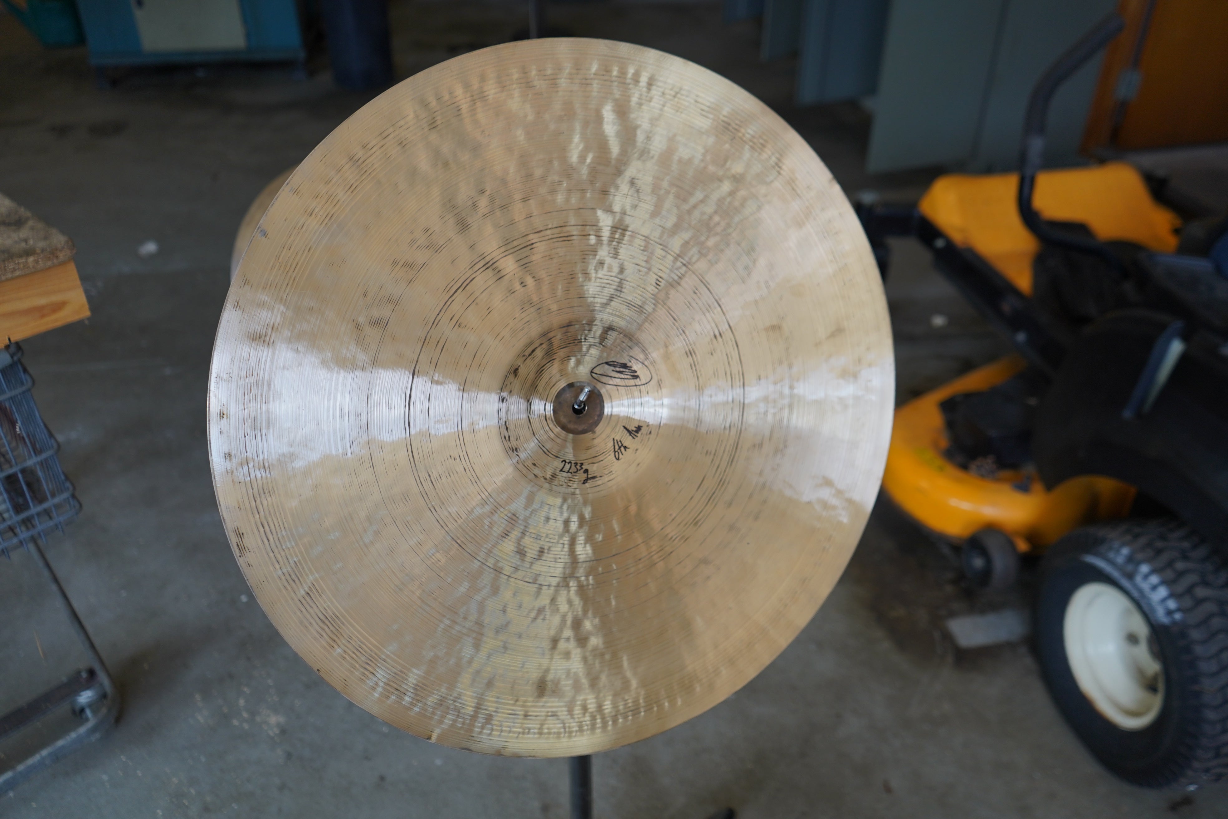 22" 6th Anniversary Ride 2233g (Hand Formed Bell)
