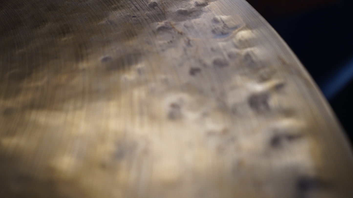 22" TW Tribute 2551g