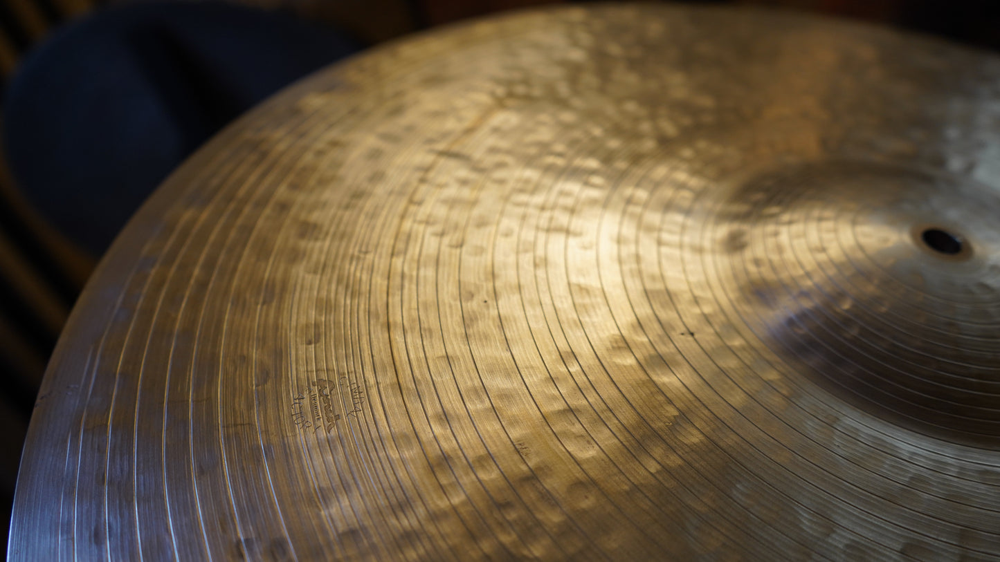 22" TW Tribute 2551g