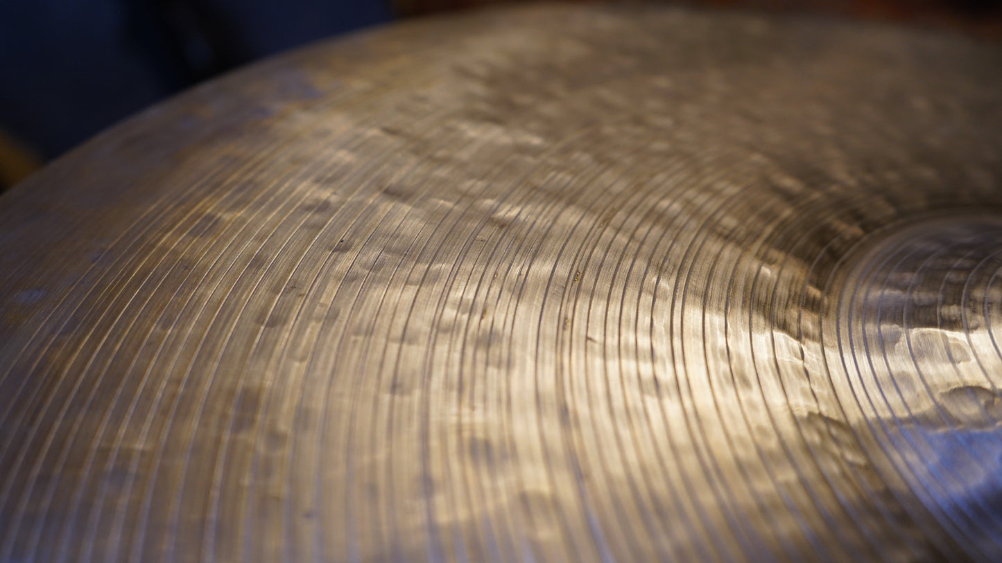 22" TW Tribute 2470g