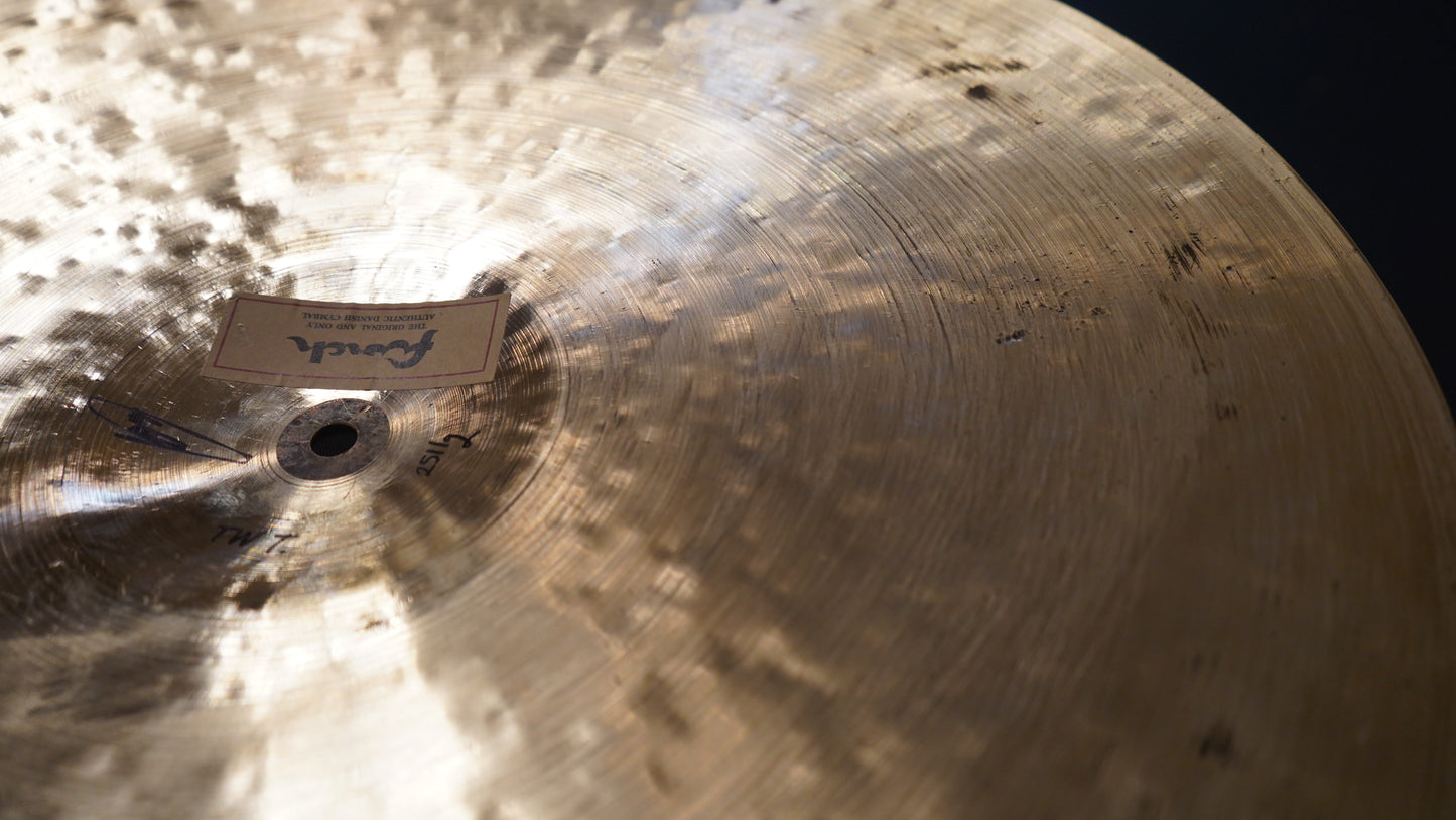 22" TW Tribute 2511g