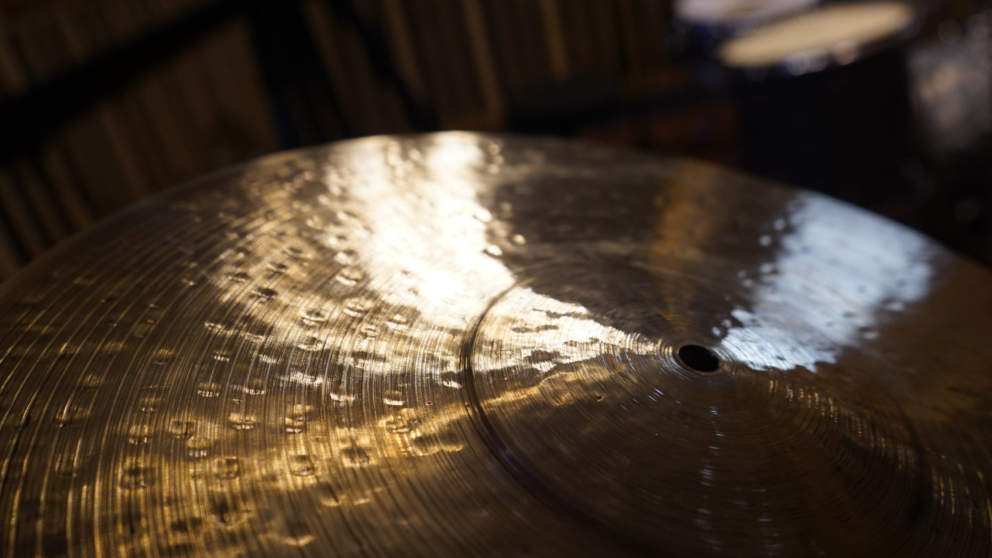 18" 6th Anniversary 1773g HFB