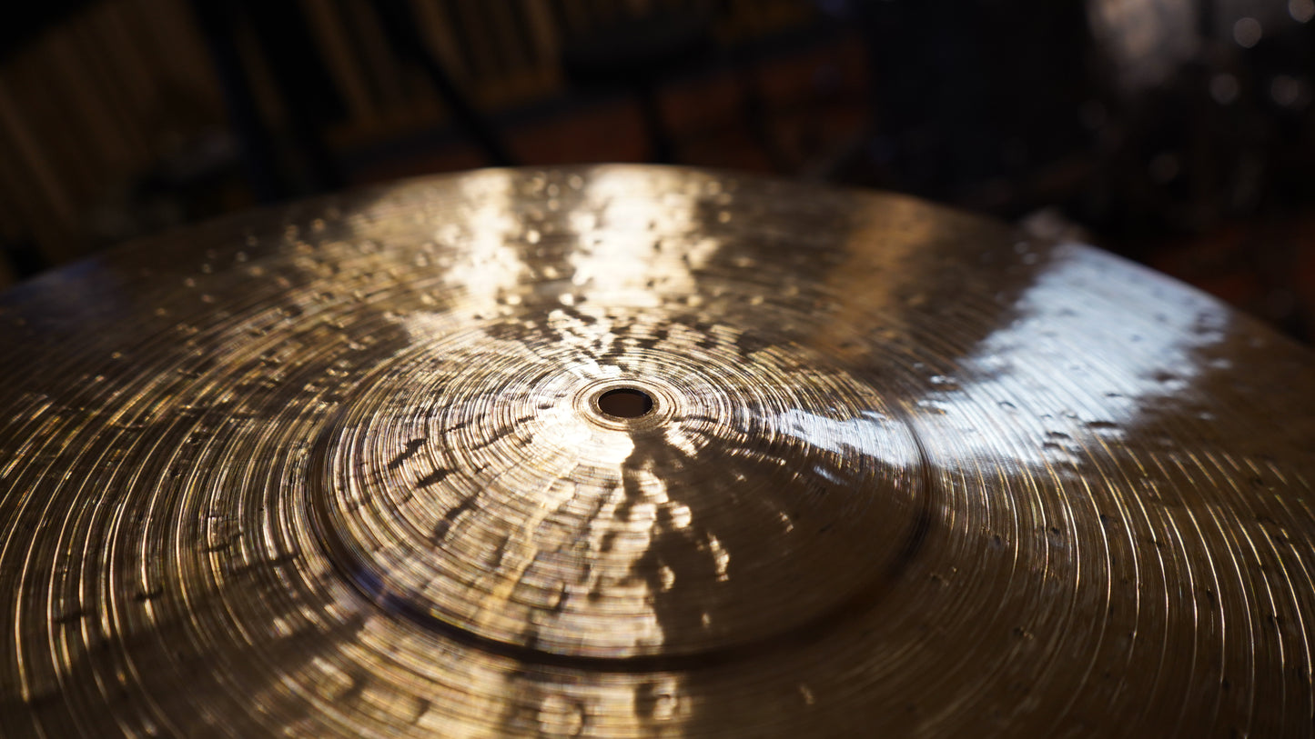 18" 6th Anniversary 1773g HFB