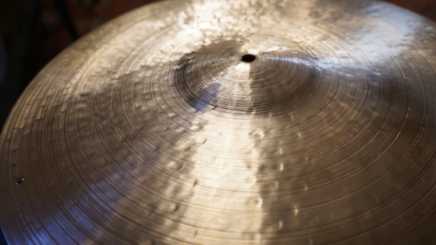 18" 6th Anniversary 1603g HFB
