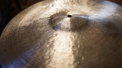 18" 6th Anniversary 1603g HFB