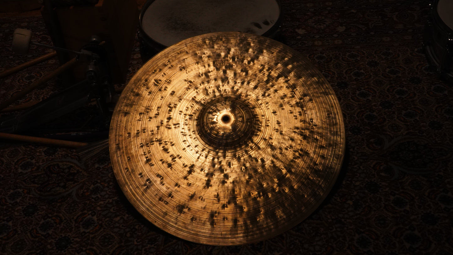 20" Nefertiti 1963g