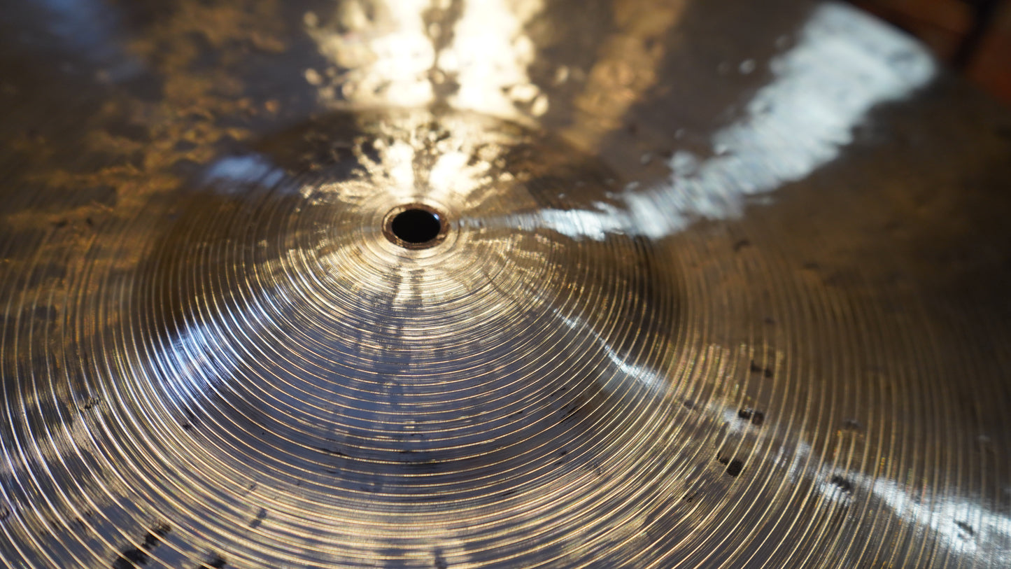 20" 6th Anniversary 1982g HFB