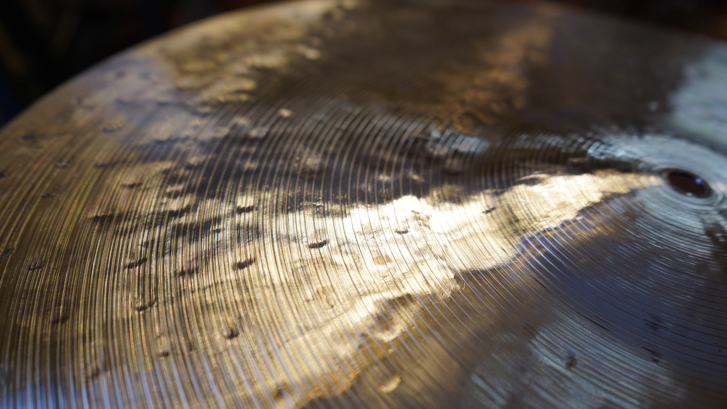 20" 6th Anniversary 1982g HFB