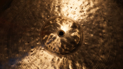 20" Nefertiti 1686g (Dry)