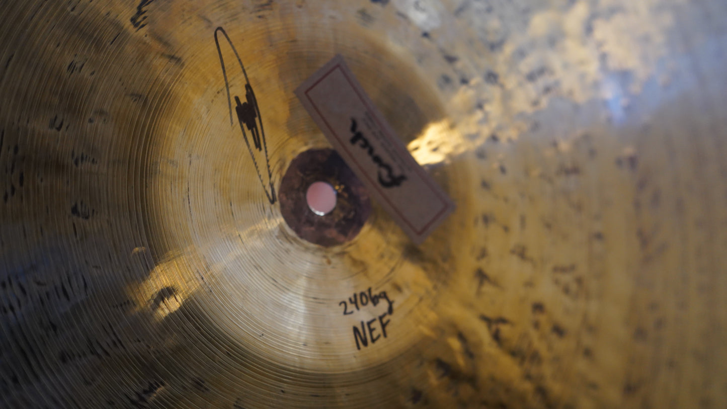 22" Nefertiti 2406g