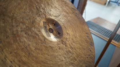 22" Nefertiti 2118g