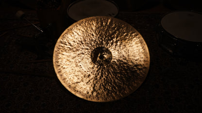 22" Nefertiti 2365g
