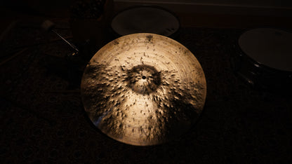 21" Nefertiti 1952g w/Rivets