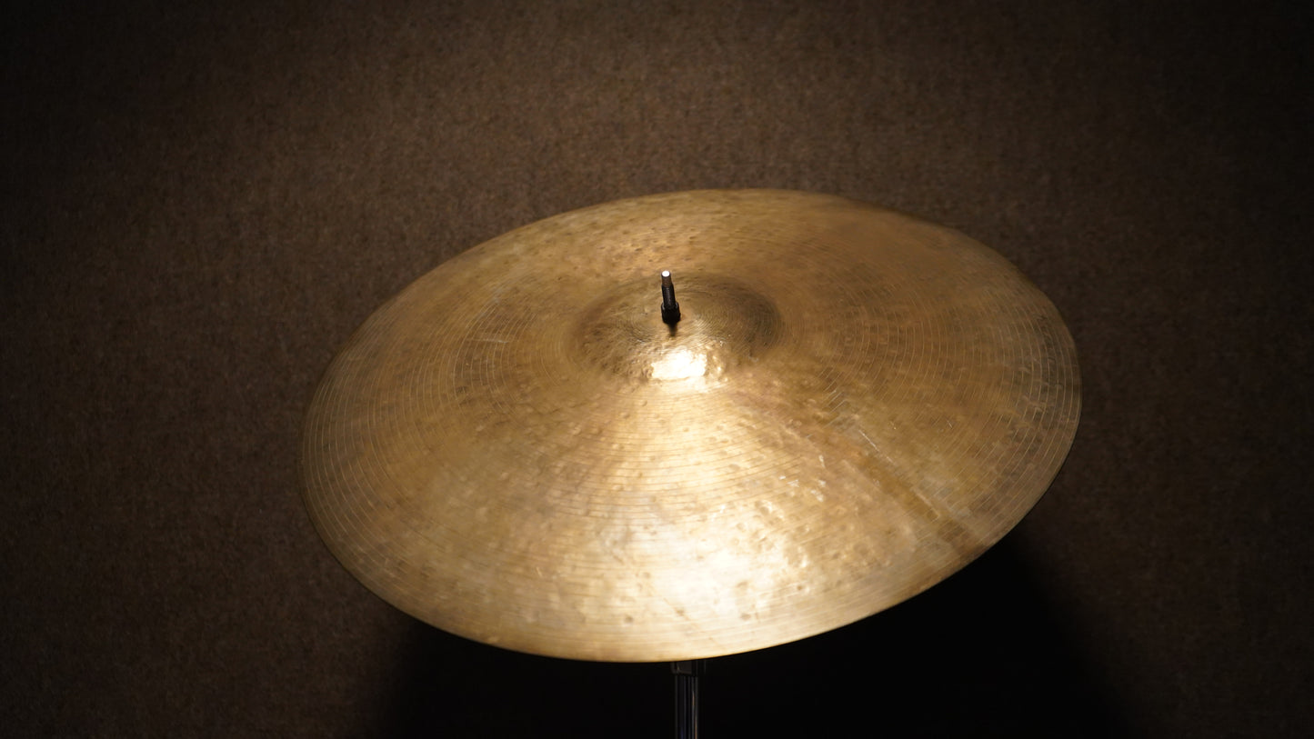20" Louis Hayes Tribute 2129g