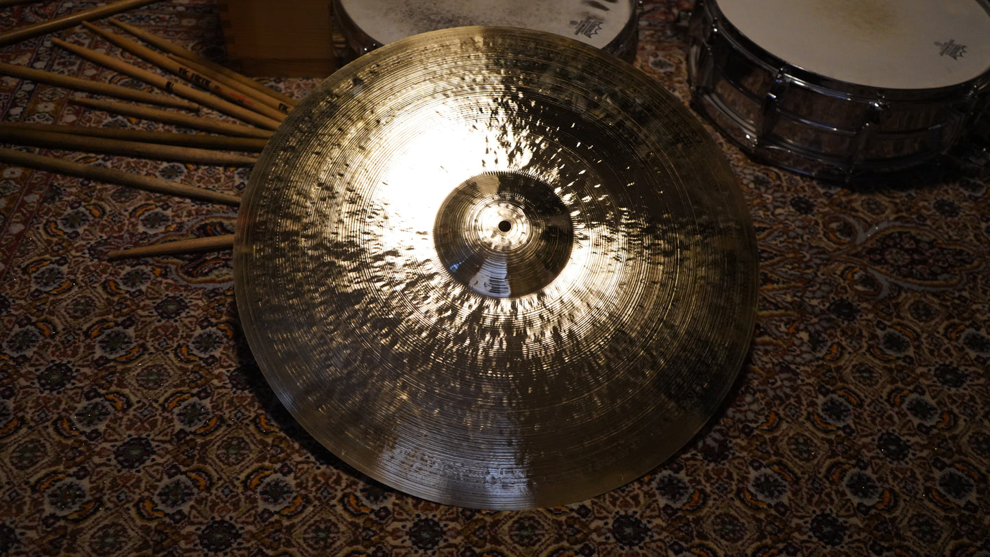 21" Gregory Hutchinson Signature Series 2243g
