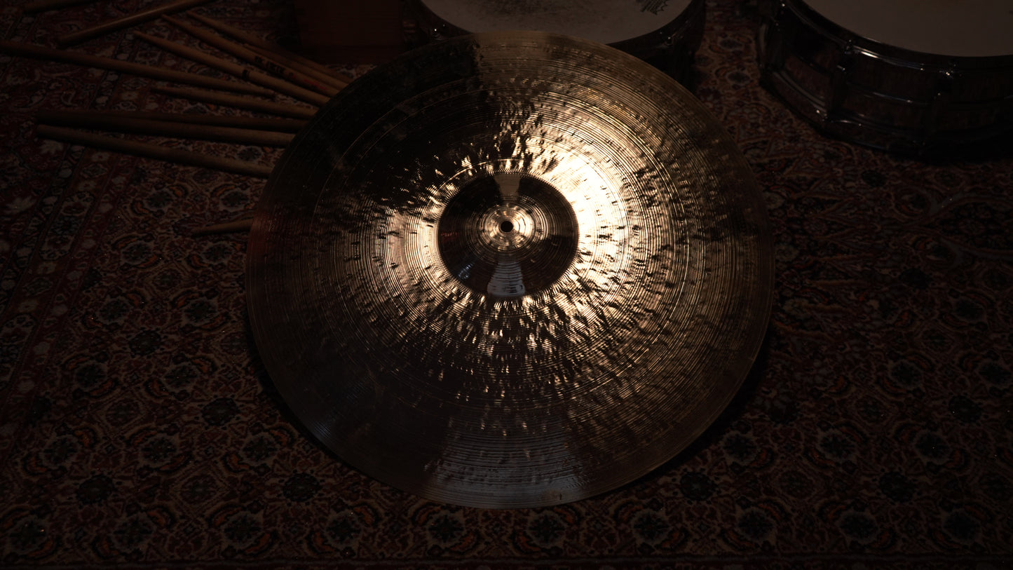21" Gregory Hutchinson Signature Series 2243g