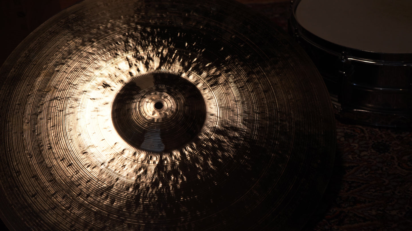 21" Gregory Hutchinson Signature Series 2243g