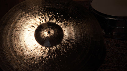 21" Gregory Hutchinson Signature Series 2243g