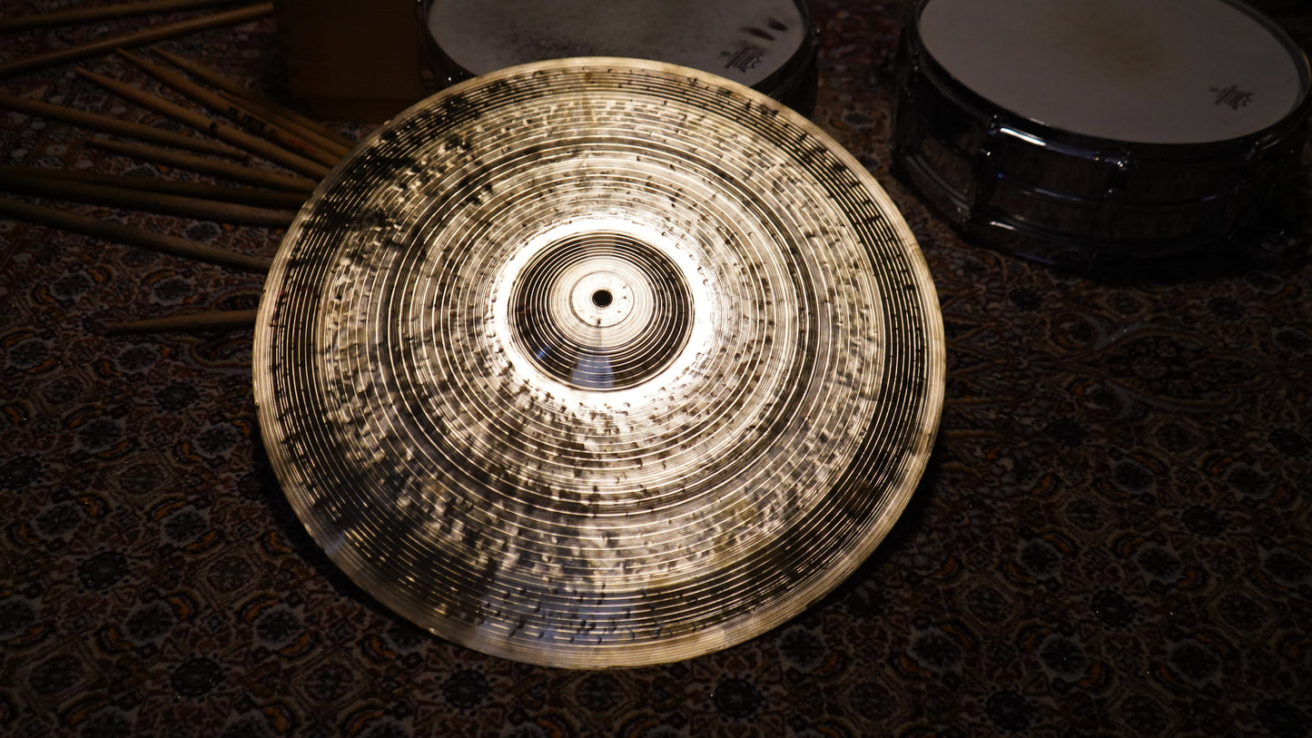 21" Gregory Hutchinson Signature Series 2180g