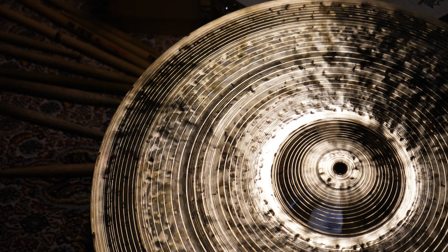 21" Gregory Hutchinson Signature Series 2180g