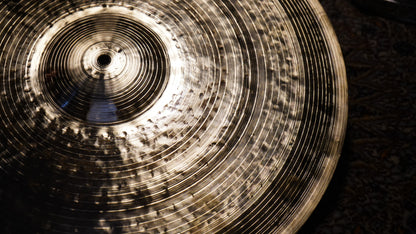 21" Gregory Hutchinson Signature Series 2180g