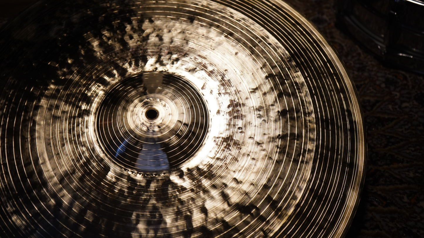 21" Gregory Hutchinson Signature Series 2118g