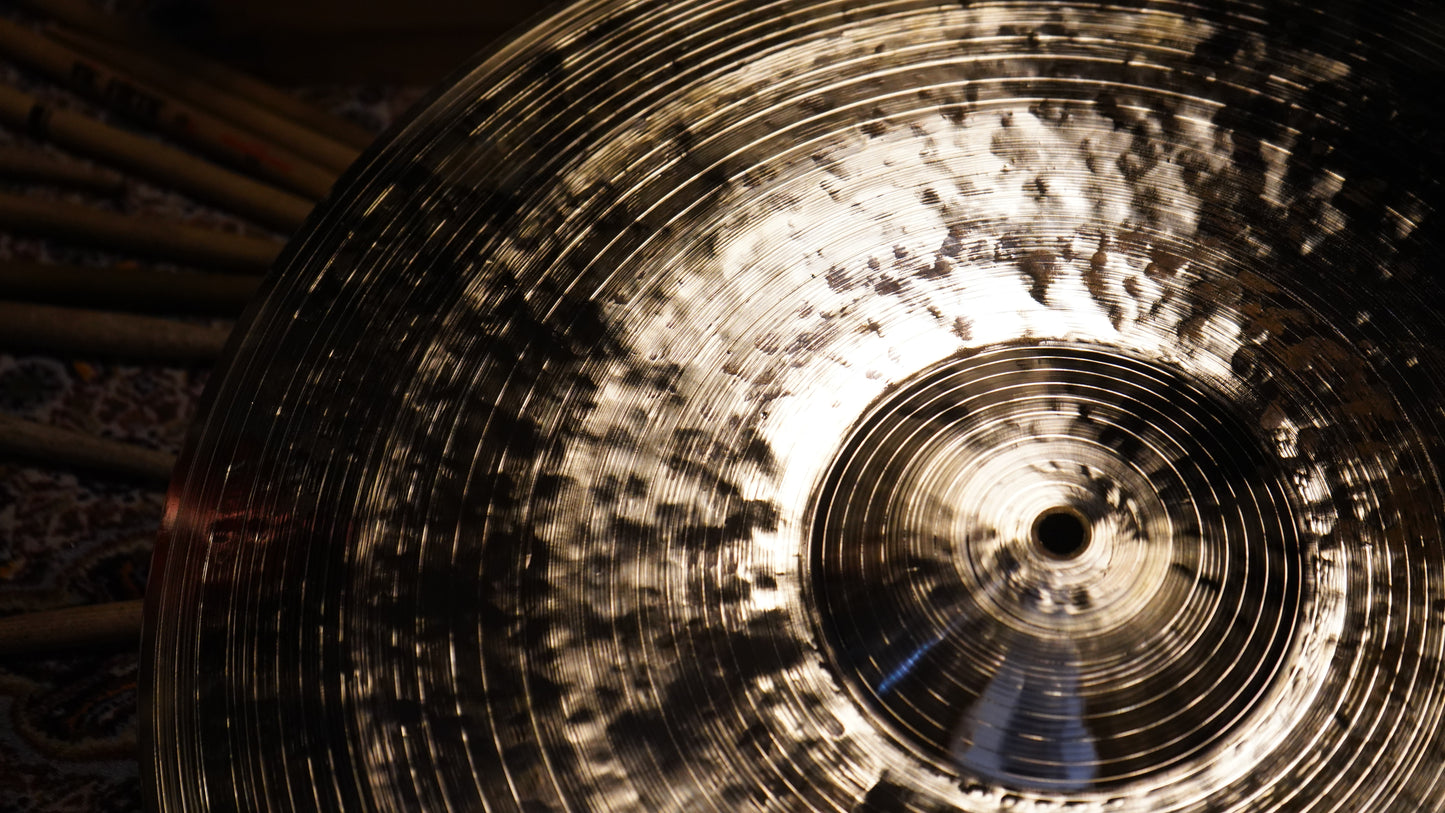 21" Gregory Hutchinson Signature Series 2118g