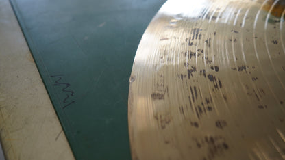 21" Gregory Hutchinson Signature Series 2118g