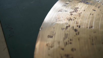 21" Gregory Hutchinson Signature Series 2118g