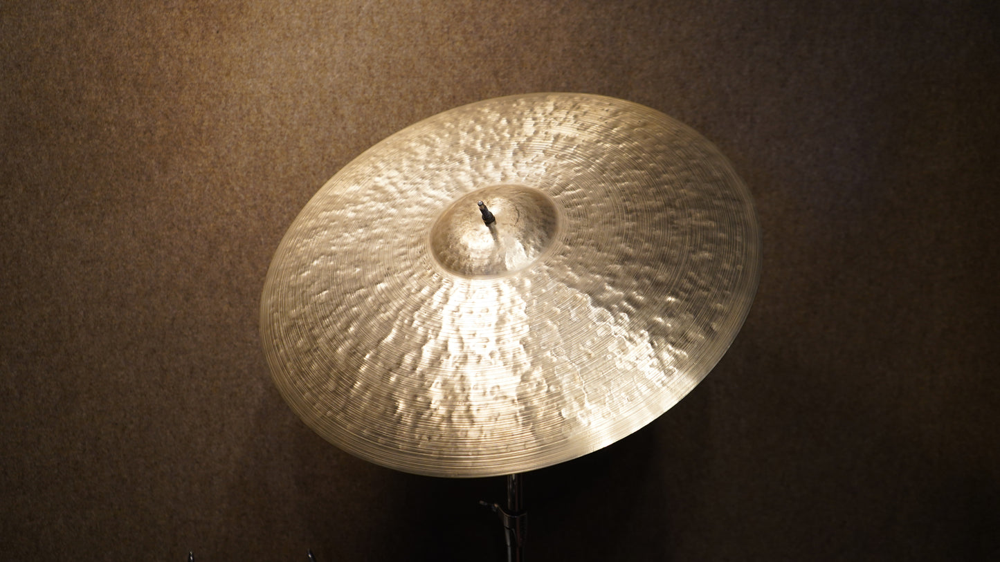 22" TW Tribute 2390g