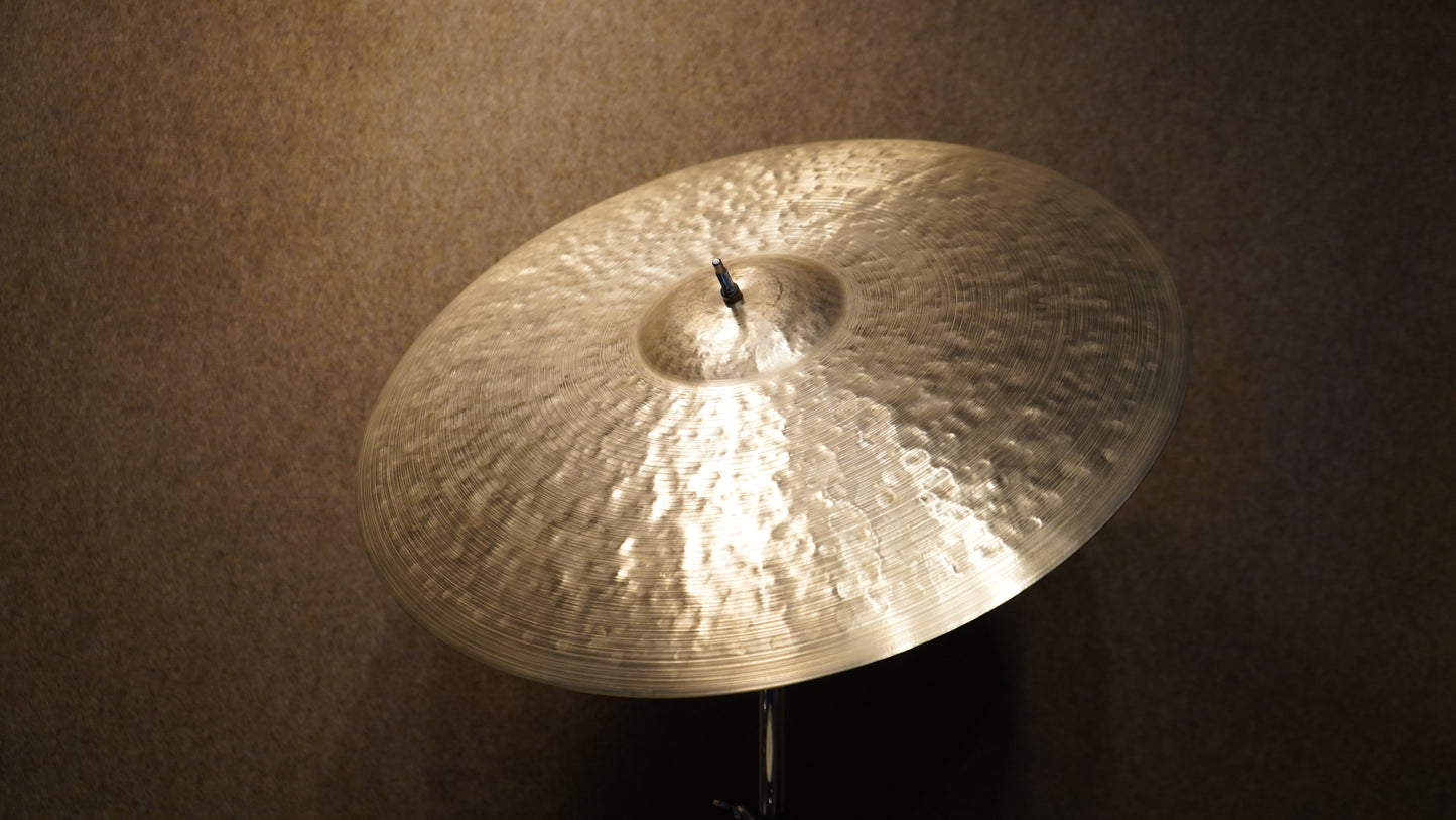 22" TW Tribute 2390g