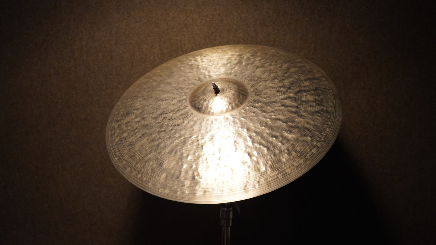 22" TW Tribute 2390g