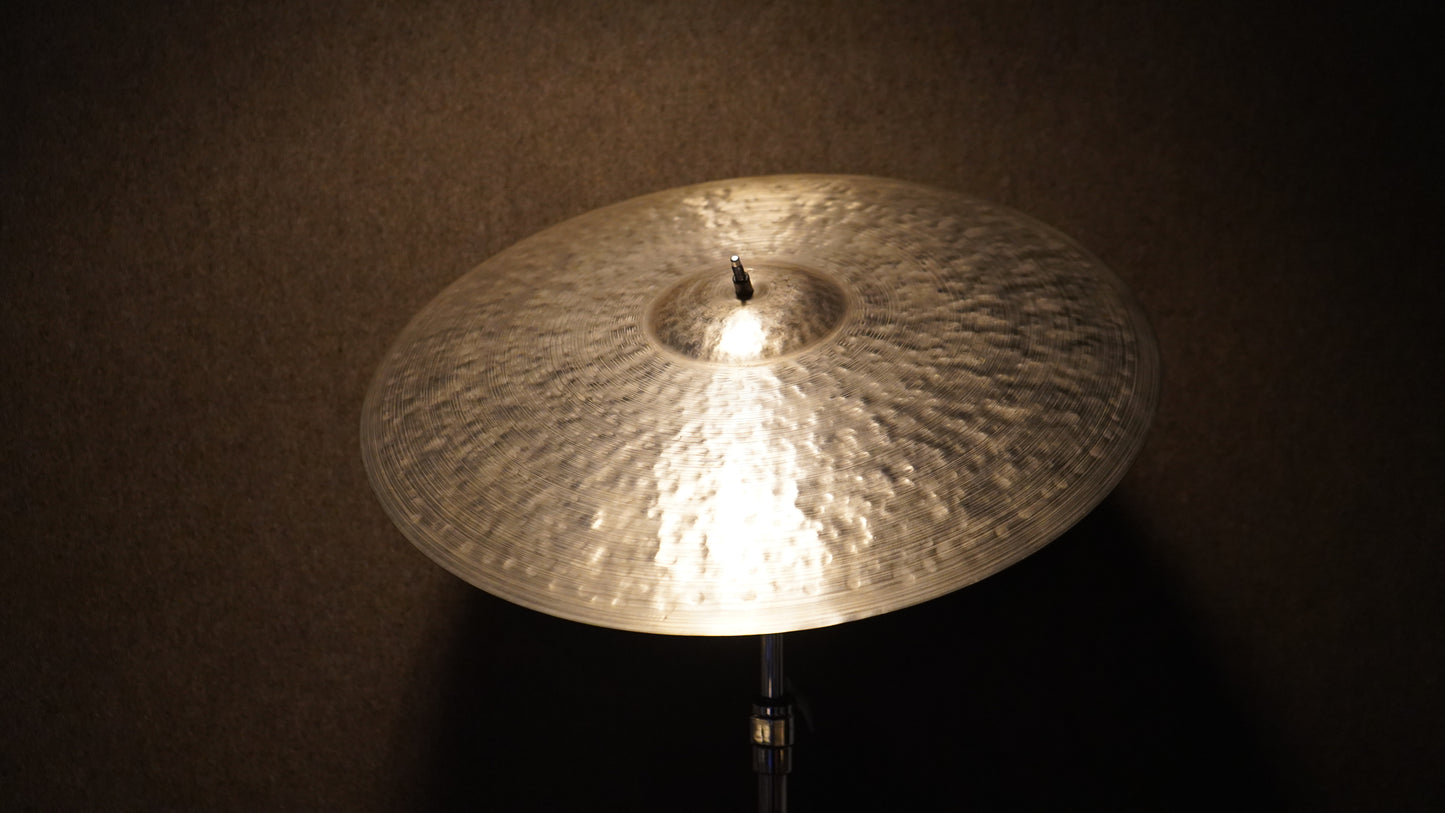 22" TW Tribute 2390g