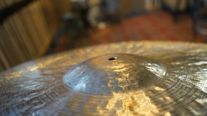 22" TW Tribute 2343g