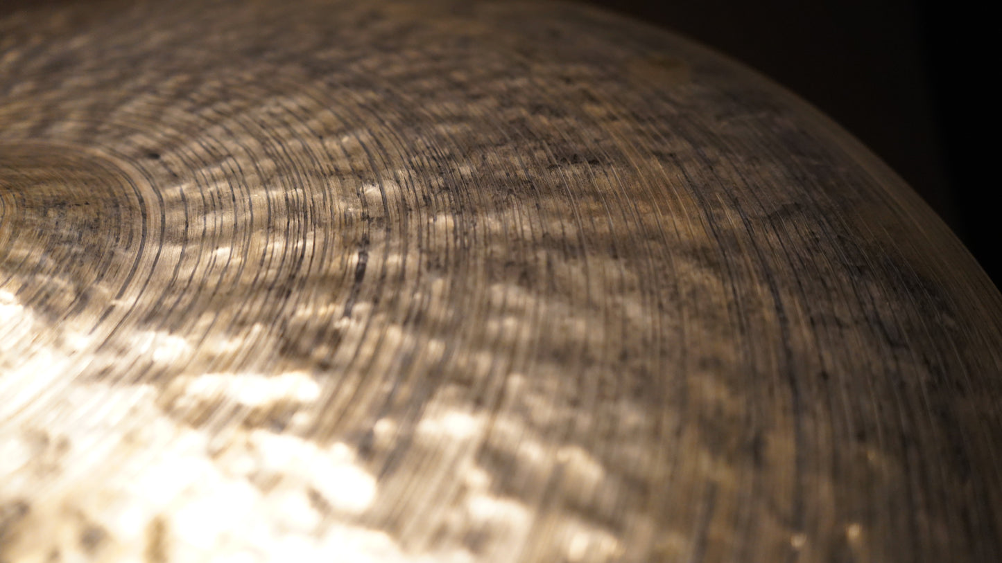 22" TW Tribute 2343g