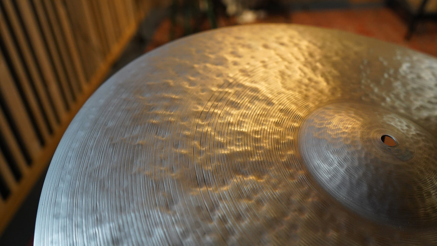 22" TW Tribute 2273g
