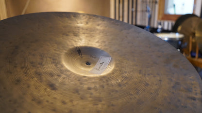 22" Nefertiti 2452g