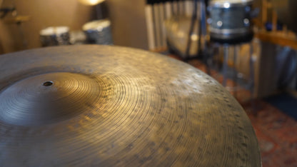 22" Nefertiti 2452g