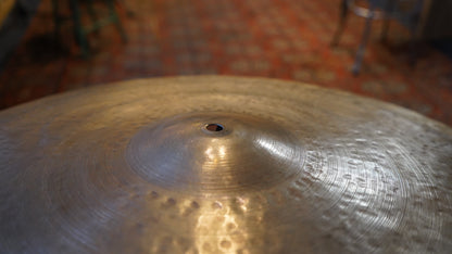 22" Nefertiti 2447g