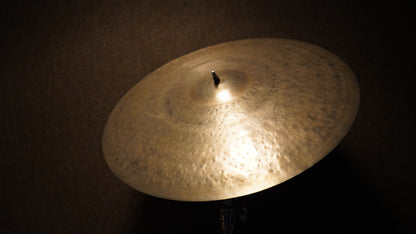 22" Nefertiti 2447g