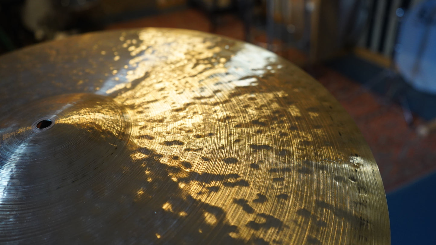 22" TW Tribute 2391g