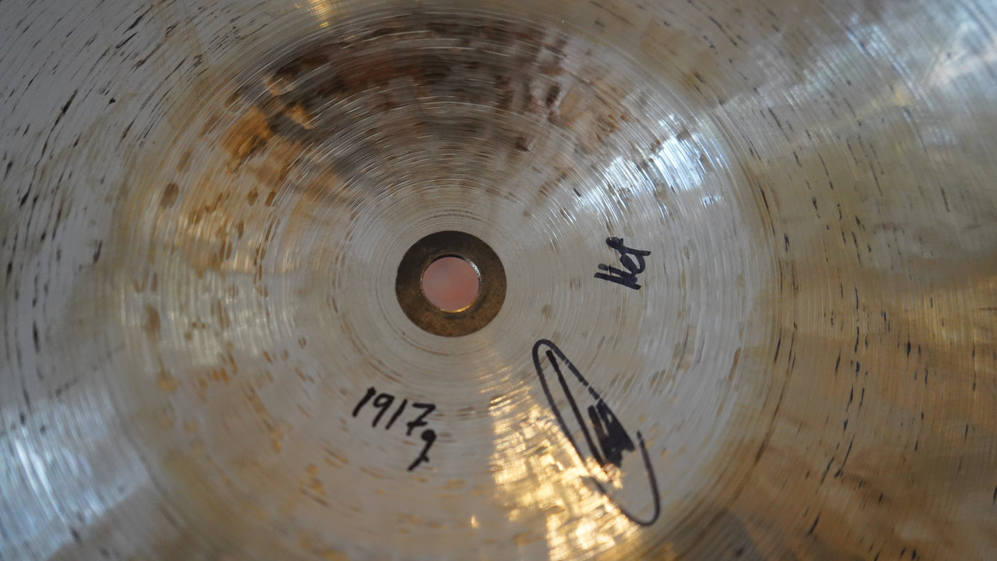 20" Nefertiti 1917g