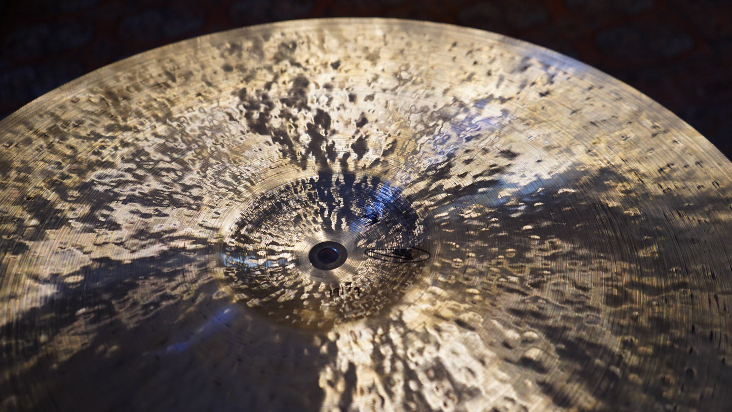 20" Nefertiti 1917g