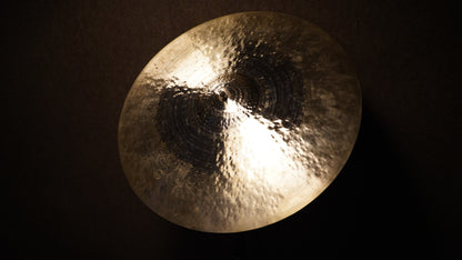 20" Nefertiti 1917g