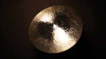 20" Nefertiti 1917g