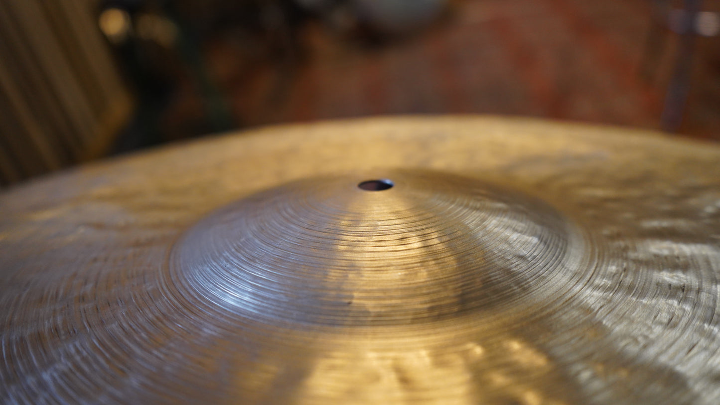 22" TW Tribute 2290g