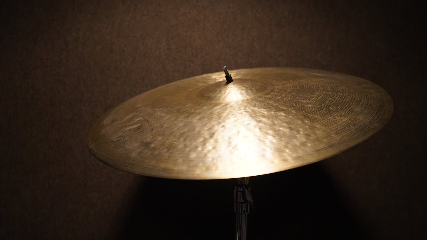 22" TW Tribute 2290g